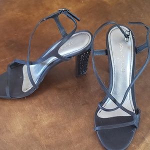 Donald Pliner  black strappy heels